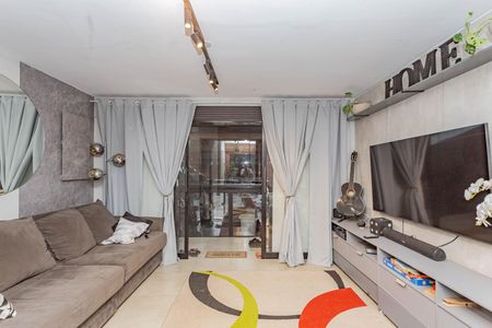Casa à venda com 110m², 3 quartos e 2 vagasSala