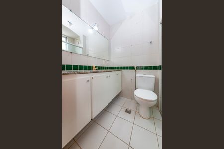 Apartamento para alugar com 90m², 3 quartos e 2 vagas Apartamento para alugar com 90m², 3 quartos e 2 vagasBanheiro do Quarto 1