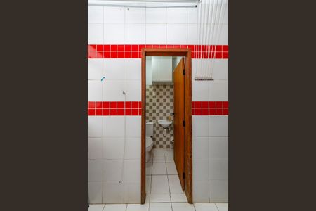 Apartamento para alugar com 90m², 3 quartos e 2 vagas Apartamento para alugar com 90m², 3 quartos e 2 vagasBanheiro de Serviço