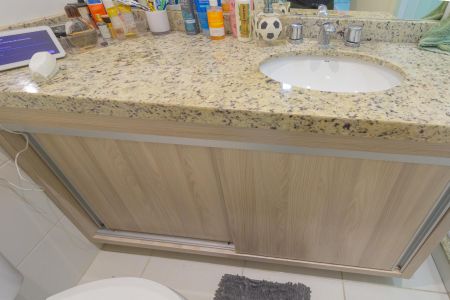 Apartamento à venda com 113m², 3 quartos e 2 vagasBanheiro da Suíte 1