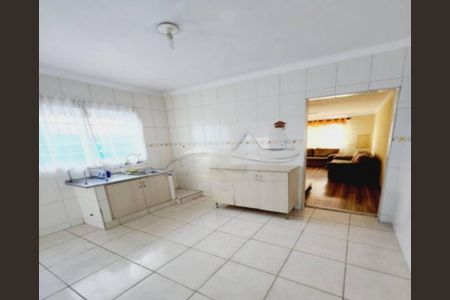 Casa à venda com 220m², 4 quartos e 2 vagas