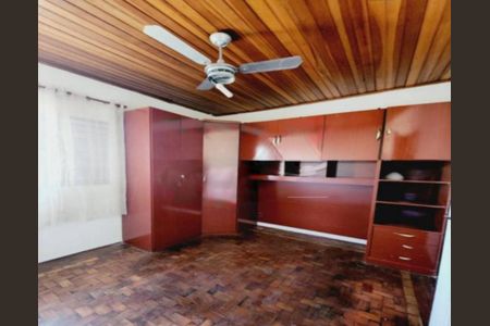 Casa à venda com 220m², 4 quartos e 2 vagas