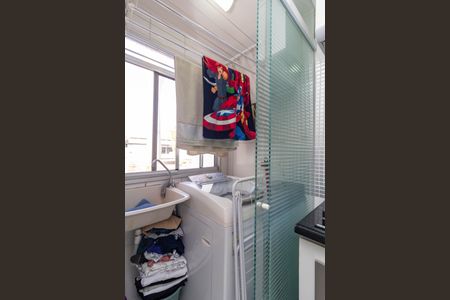 Apartamento à venda com 49m², 2 quartos e 1 vaga Apartamento à venda com 49m², 2 quartos e 1 vagaCozinha-Área de serviço