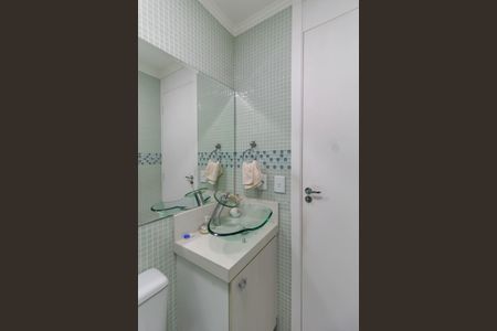 Apartamento à venda com 49m², 2 quartos e 1 vaga Apartamento à venda com 49m², 2 quartos e 1 vagaBanheiro