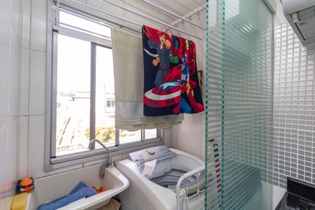 Apartamento à venda com 49m², 2 quartos e 1 vaga Apartamento à venda com 49m², 2 quartos e 1 vagaCozinha-Área de serviço