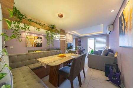 Apartamento à venda com 67m², 2 quartos e 2 vagasSala