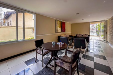 Apartamento à venda com 67m², 2 quartos e 2 vagasHall de entrada