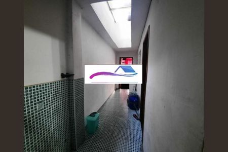Casa à venda com 140m², 2 quartos e 6 vagas
