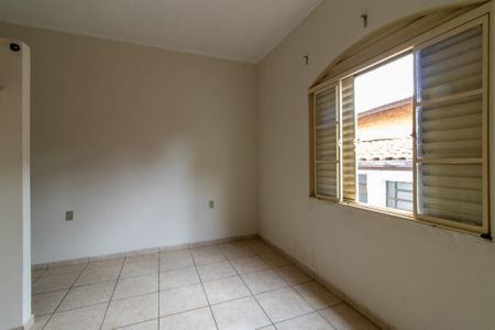 Casa à venda com 168m², 3 quartos e 3 vagas Casa à venda com 168m², 3 quartos e 3 vagasSuíte