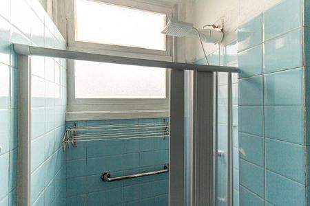 Studio à venda com 48m², 1 quarto e sem vaga Studio à venda com 48m², 1 quarto e sem vagaBanheiro Social