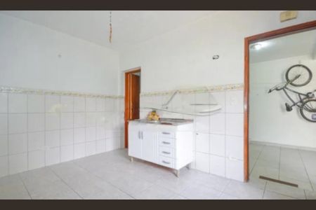 Casa à venda com 4 quartos, 252m² em Vila das Merces, São Paulo