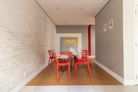 Apartamento à venda com 36m², 2 quartos e sem vagaÁrea comum