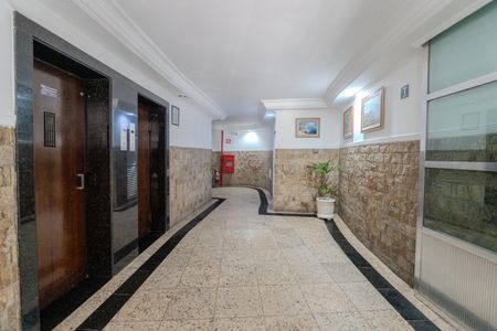 Studio à venda com 40m², 1 quarto e sem vaga Studio à venda com 40m², 1 quarto e sem vagaHall de entrada