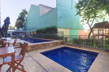 Apartamento à venda com 48m², 2 quartos e 1 vaga Apartamento à venda com 48m², 2 quartos e 1 vagaPiscina