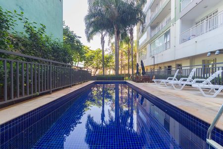 Apartamento à venda com 48m², 2 quartos e 1 vaga Apartamento à venda com 48m², 2 quartos e 1 vagaPiscina