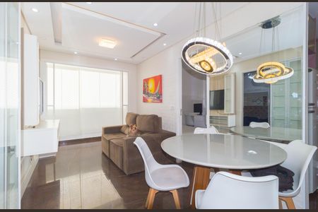 Apartamento à venda com 48m², 2 quartos e 1 vaga Apartamento à venda com 48m², 2 quartos e 1 vagaSala