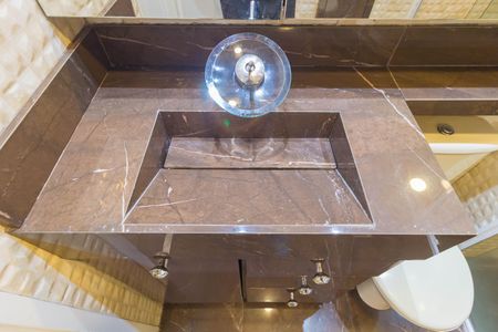 Apartamento à venda com 48m², 2 quartos e 1 vaga Apartamento à venda com 48m², 2 quartos e 1 vagaDetalhe - Banheiro