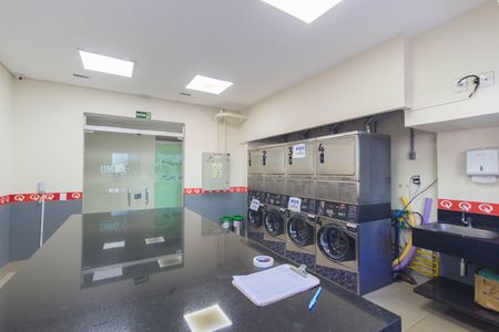 Apartamento à venda com 48m², 2 quartos e 1 vaga Apartamento à venda com 48m², 2 quartos e 1 vagaLavanderia