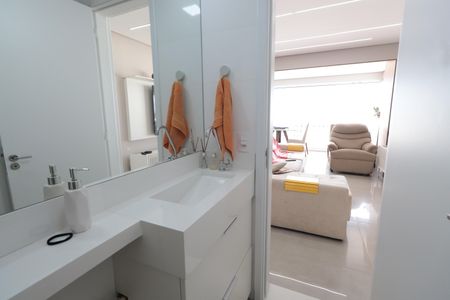 Apartamento à venda com 78m², 2 quartos e 2 vagasBanheiro Social