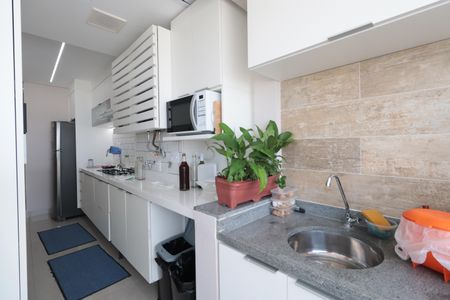 Apartamento à venda com 78m², 2 quartos e 2 vagasÁrea de Serviço