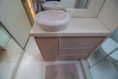 Apartamento à venda com 82m², 2 quartos e 1 vagaBanheiro da Suíte 1