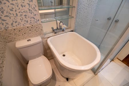 Apartamento à venda com 82m², 2 quartos e 1 vagaBanheiro da Suíte 2