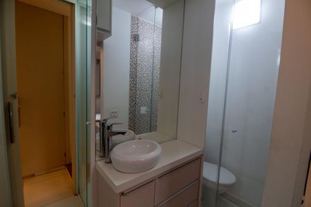 Apartamento à venda com 82m², 2 quartos e 1 vagaBanheiro da Suíte 1