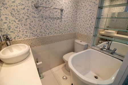 Apartamento à venda com 82m², 2 quartos e 1 vagaBanheiro da Suíte 2