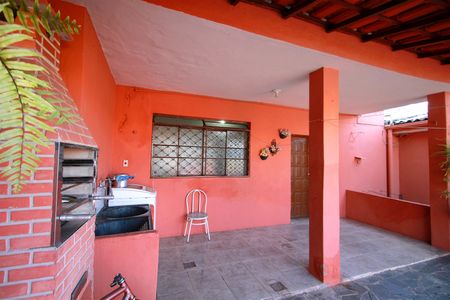 Casa à venda com 360m², 4 quartos e 1 vagaÁrea de Serviço