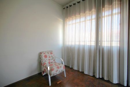 Casa à venda com 360m², 4 quartos e 1 vagaSala