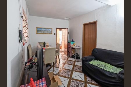 Casa à venda com 380m², 2 quartos e 1 vagaSala
