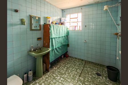 Casa à venda com 380m², 2 quartos e 1 vagaBanheiro