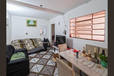 Casa à venda com 380m², 2 quartos e 1 vagaSala