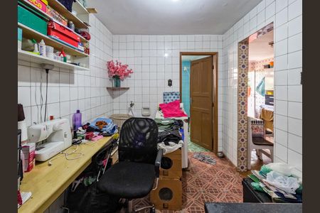 Casa à venda com 380m², 2 quartos e 1 vagaEscritório