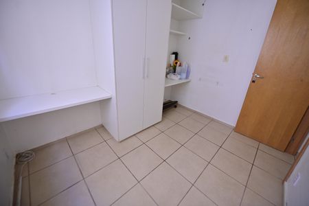 Apartamento para alugar com 45m², 2 quartos e 1 vaga Apartamento para alugar com 45m², 2 quartos e 1 vagaQuarto 2