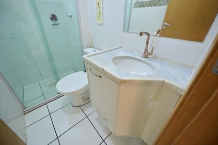 Apartamento para alugar com 45m², 2 quartos e 1 vaga Apartamento para alugar com 45m², 2 quartos e 1 vagaBanheiro