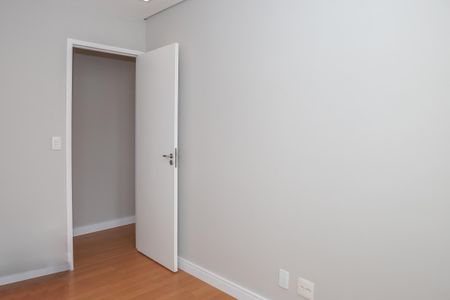 Apartamento à venda com 57m², 2 quartos e 1 vagaQuarto 2