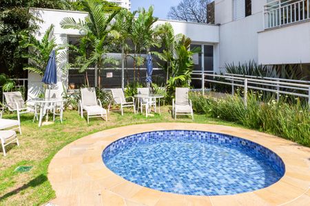Apartamento à venda com 57m², 2 quartos e 1 vagaÁrea comum - Piscina