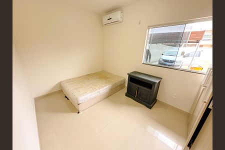 Casa para alugar com 60m², 2 quartos e 2 vagasQuarto 1