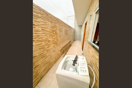 Casa para alugar com 60m², 2 quartos e 2 vagasLavanderia