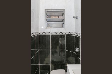 Casa à venda com 90m², 2 quartos e sem vagaLavabo