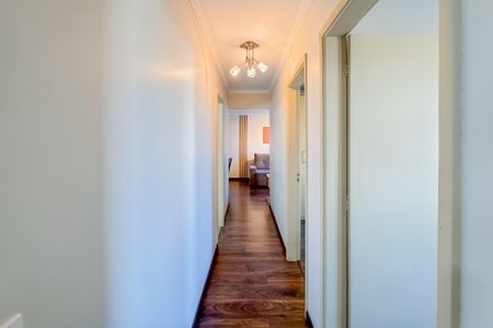 Apartamento para alugar com 70m², 3 quartos e 1 vagaCorredor