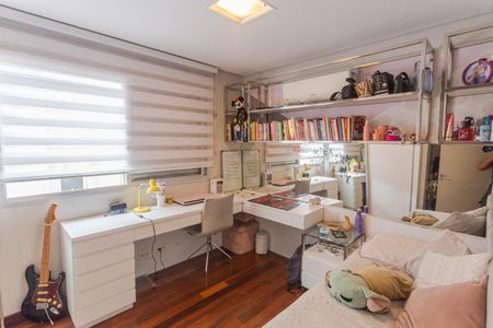 Apartamento à venda com 300m², 5 quartos e 5 vagasQuarto 3