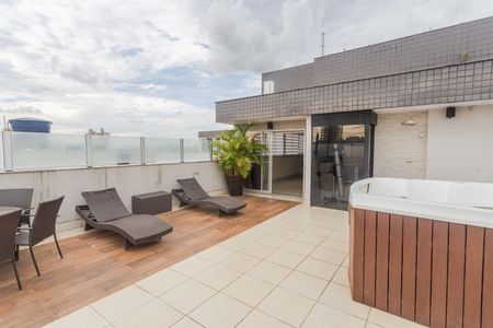 Apartamento à venda com 300m², 5 quartos e 5 vagasCobertura