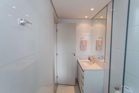 Apartamento à venda com 300m², 5 quartos e 5 vagasBanheiro da Suíte 2