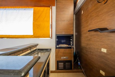 Casa à venda com 174m², 3 quartos e 1 vagaChurrasqueira