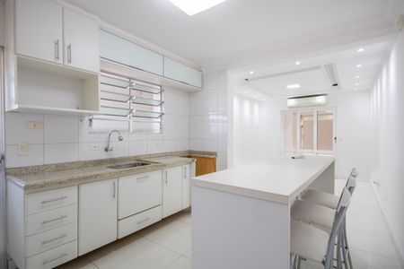 Casa à venda com 174m², 3 quartos e 1 vagaCozinha