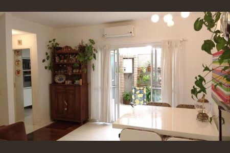 Casa de condomínio à venda com 142m², 3 quartos e 2 vagas Casa de condomínio à venda com 142m², 3 quartos e 2 vagasFoto 06