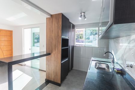 Apartamento para alugar com 127m², 3 quartos e 3 vagas Apartamento para alugar com 127m², 3 quartos e 3 vagasCozinha