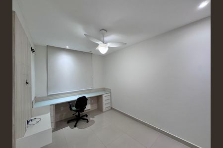 Casa de condomínio à venda com 200m², 3 quartos e 1 vagaSuíte 3 (Canadense)
